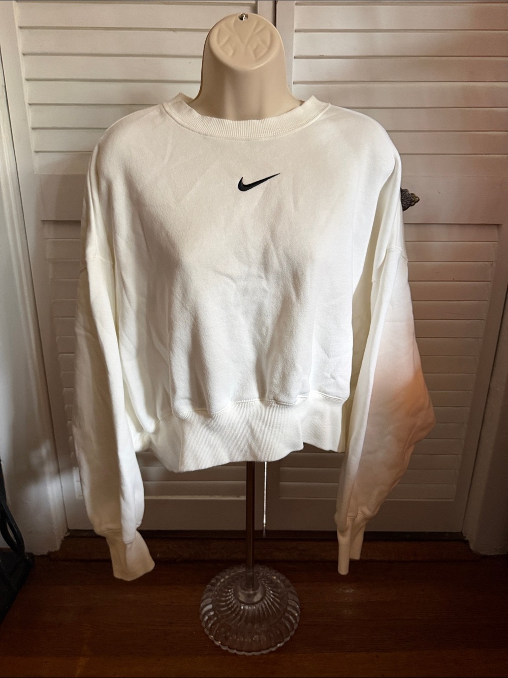 Nike White Cropped Crewneck Sweatshirt with Black Swoosh
